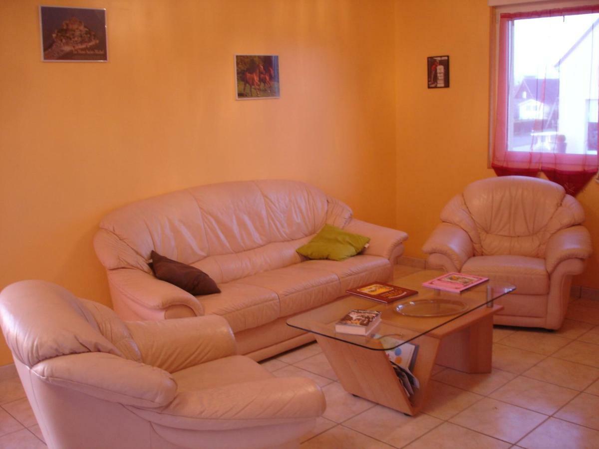 Gite Argouges Esterno foto
